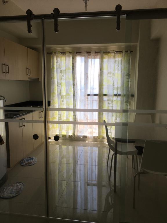 Matlocs @ Wind Residences タガイタイ エクステリア 写真